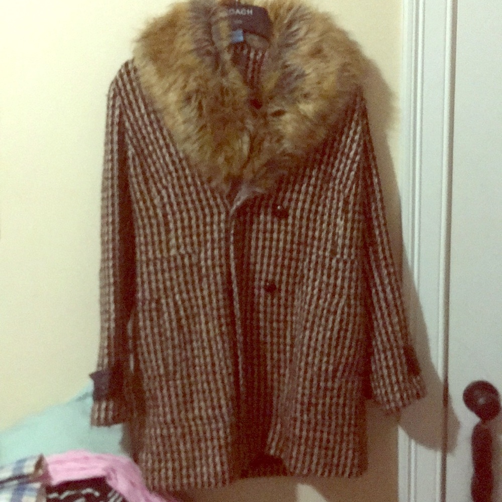 Coat with the fur